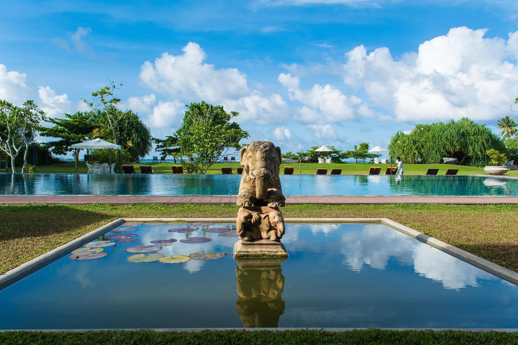 Amaloh Boutique Resort Matara Exterior photo